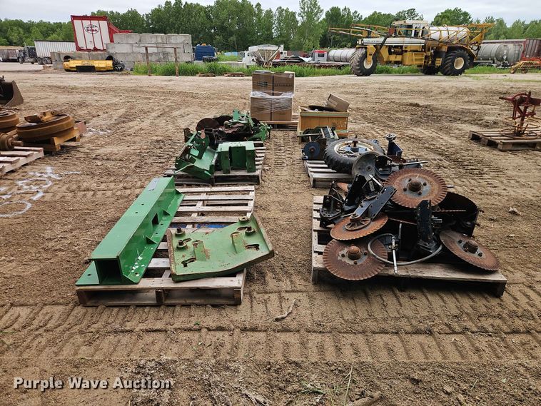 image for item FN5689 Planter parts