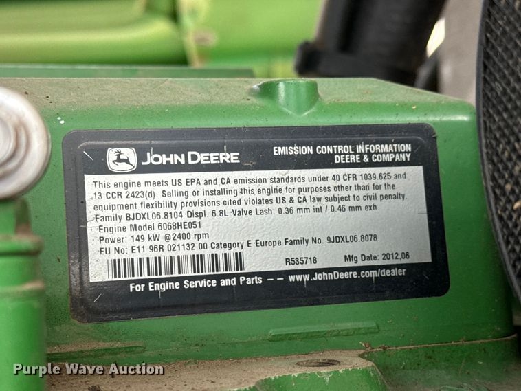 image for item NA9319 2013 John Deere R450 SP swather / windrower