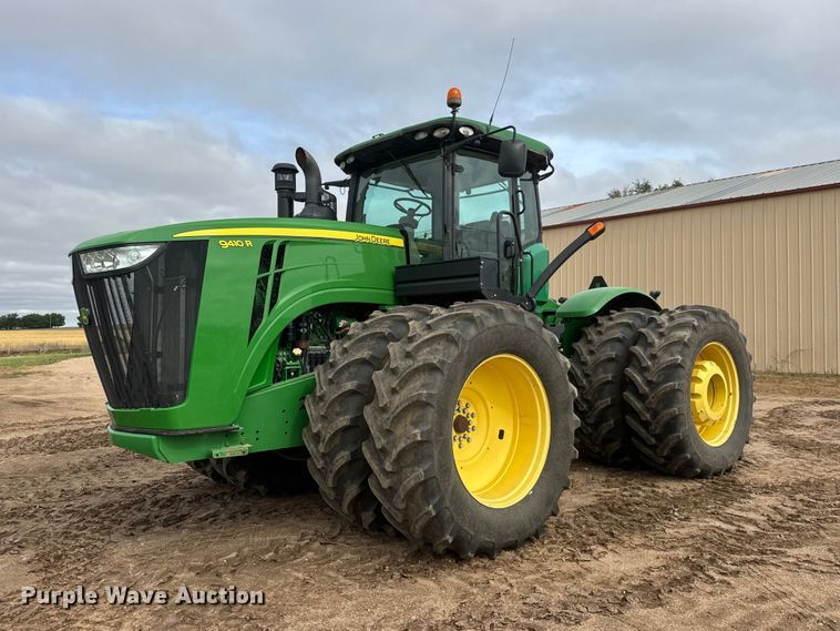 Photo of a 2013 John Deere 9410R