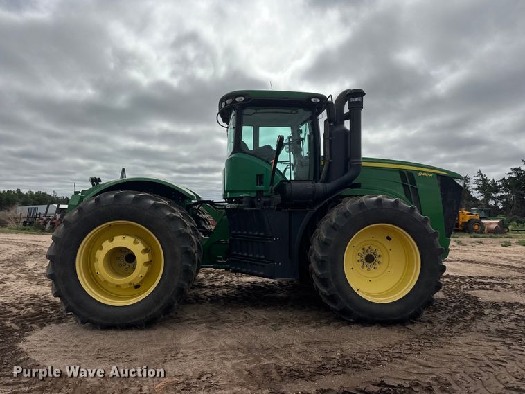 image for item NA9321 2013 John Deere 9410R 4WD tractor