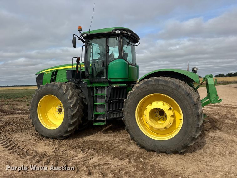 image for item NA9321 2013 John Deere 9410R 4WD tractor