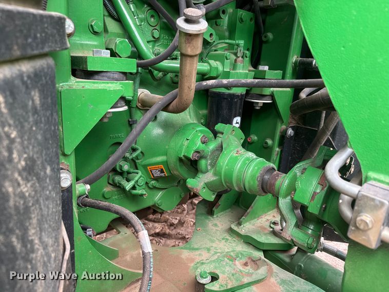image for item NA9321 2013 John Deere 9410R 4WD tractor
