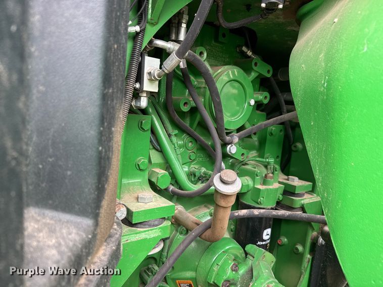 image for item NA9321 2013 John Deere 9410R 4WD tractor