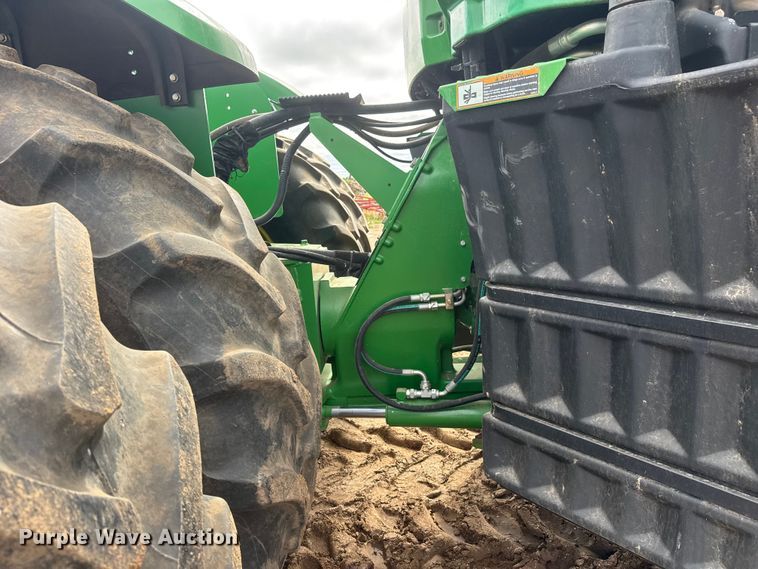 image for item NA9321 2013 John Deere 9410R 4WD tractor