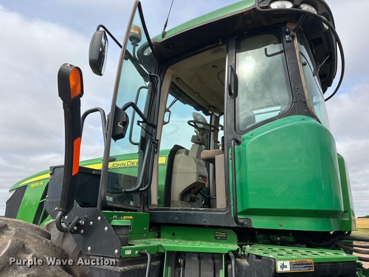 image for item NA9321 2013 John Deere 9410R 4WD tractor