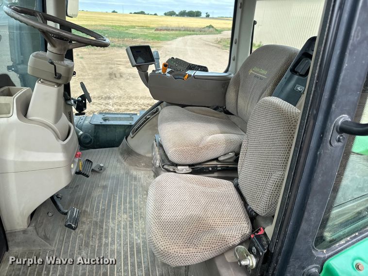 image for item NA9321 2013 John Deere 9410R 4WD tractor