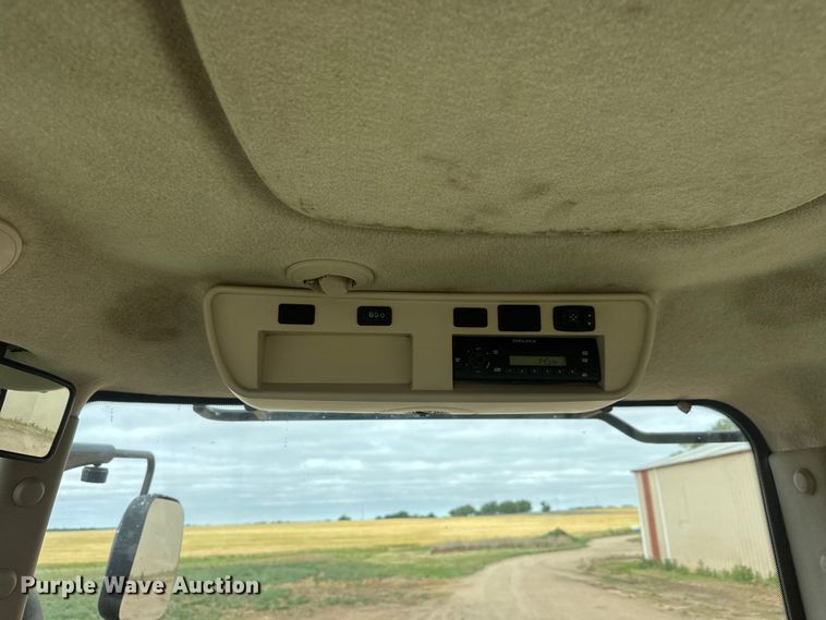 image for item NA9321 2013 John Deere 9410R 4WD tractor