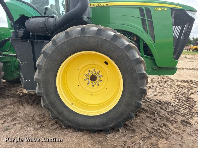 image for item NA9321 2013 John Deere 9410R 4WD tractor