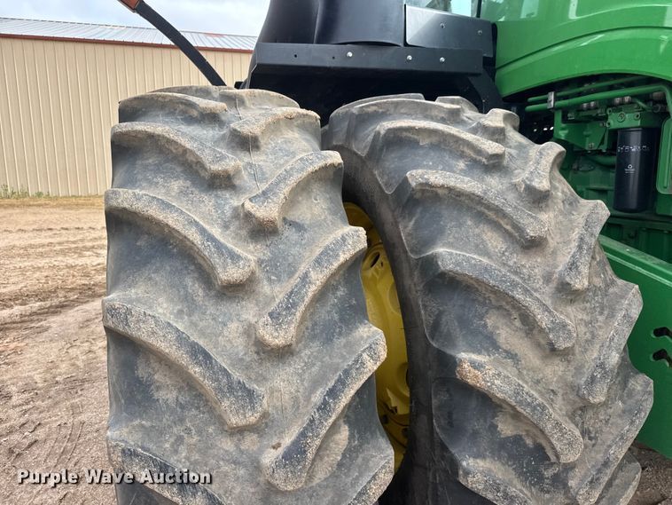 image for item NA9321 2013 John Deere 9410R 4WD tractor