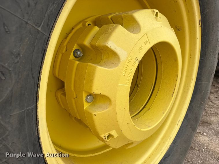 image for item NA9321 2013 John Deere 9410R 4WD tractor
