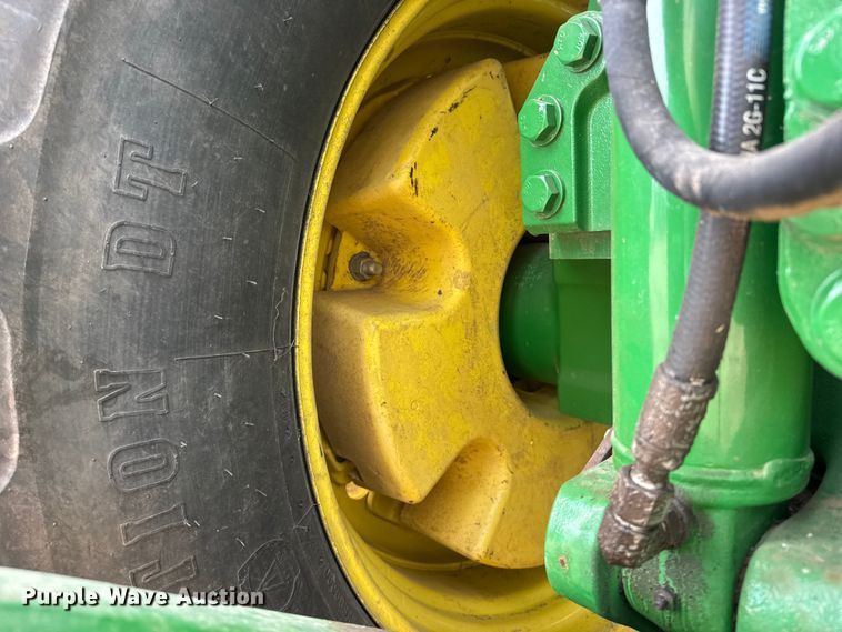 image for item NA9321 2013 John Deere 9410R 4WD tractor