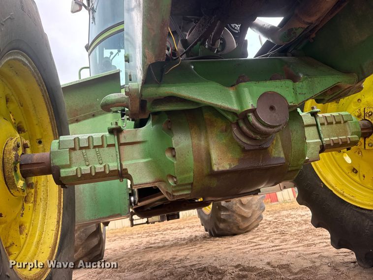 image for item NA9322 1976 John Deere 8430 4WD tractor