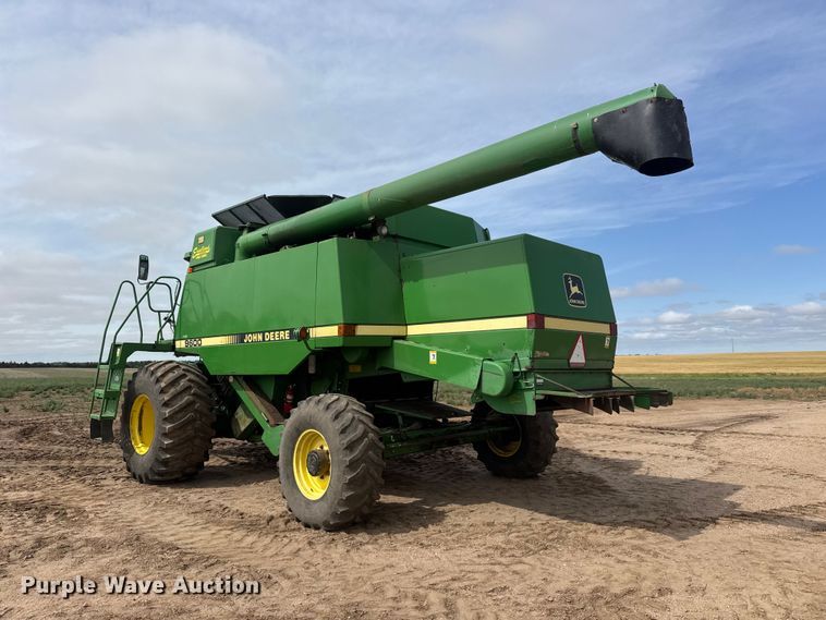 image for item NA9323 1992 John Deere 9600 combine