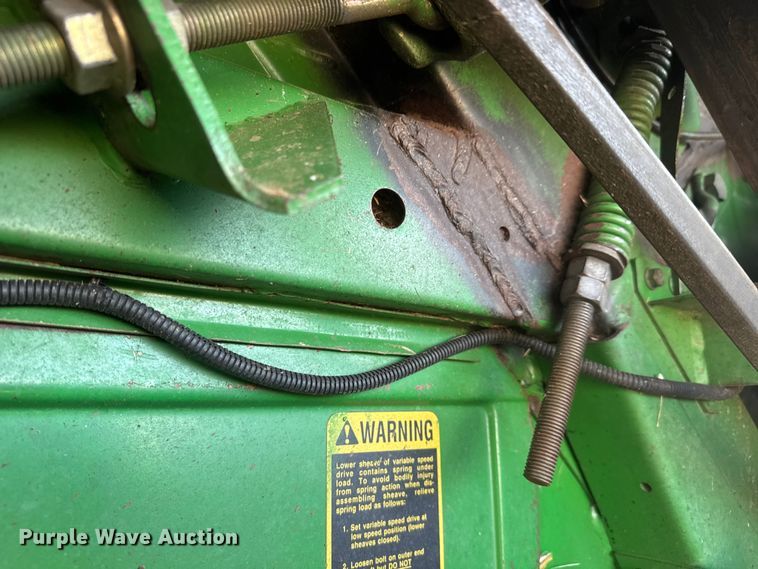 image for item NA9323 1992 John Deere 9600 combine
