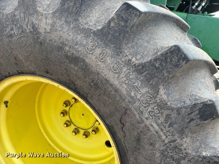 image for item NA9323 1992 John Deere 9600 combine