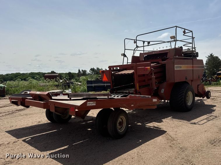 image for item NA9325 2006 Hesston 4790 large square baler