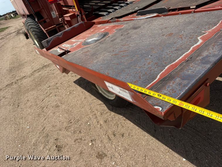 image for item NA9325 2006 Hesston 4790 large square baler