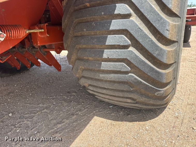 image for item NA9325 2006 Hesston 4790 large square baler