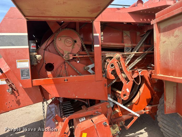 image for item NA9325 2006 Hesston 4790 large square baler