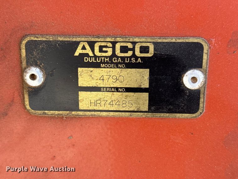 image for item NA9325 2006 Hesston 4790 large square baler