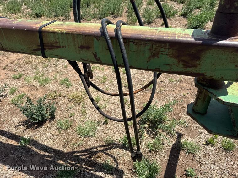 image for item NA9326 John Deere 2350-2450 plow