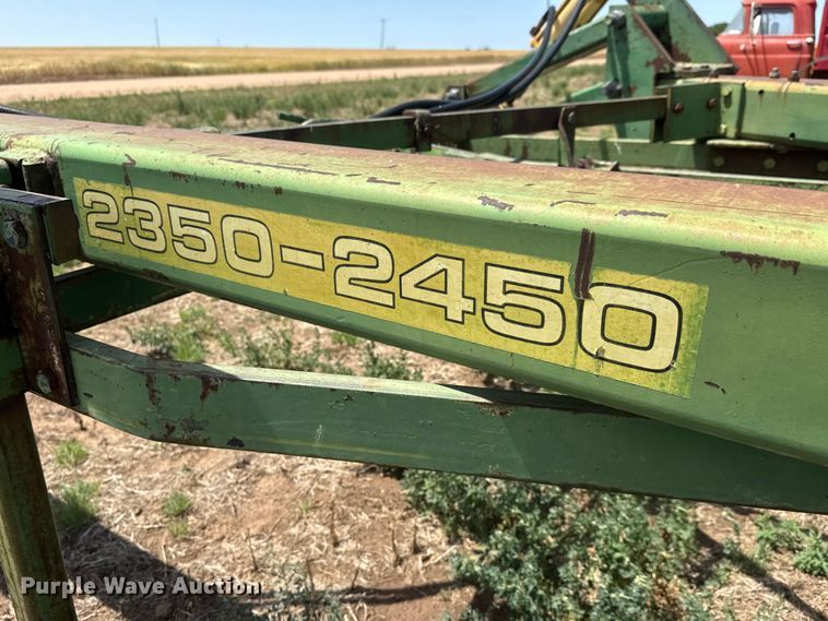 image for item NA9326 John Deere 2350-2450 plow