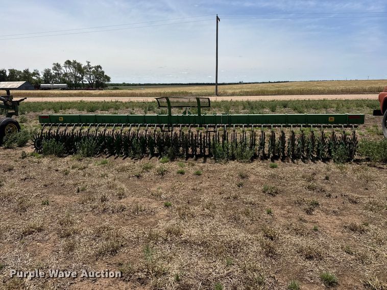 image for item NA9327 John Deere EO400 rotary hoe