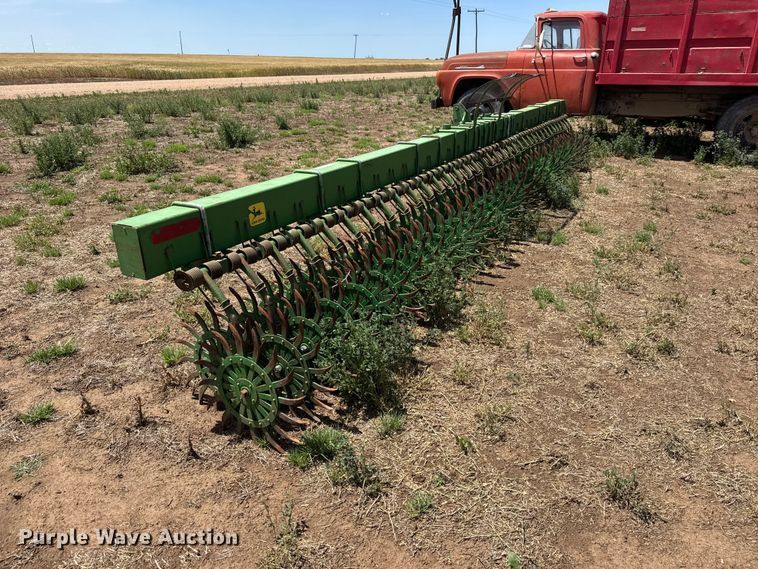 image for item NA9327 John Deere EO400 rotary hoe