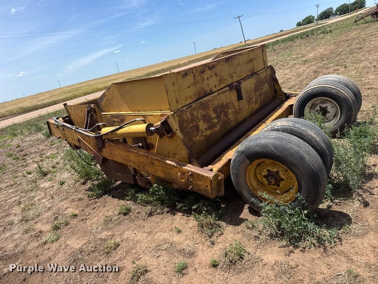 image for item NA9329 Eversman 900 scraper