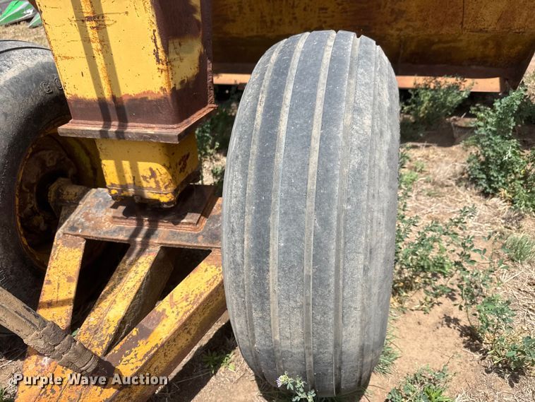 image for item NA9329 Eversman 900 scraper