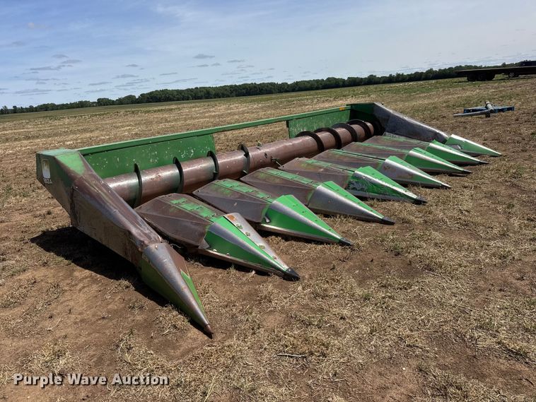 image for item NA9330 John Deere 835A all-crop head