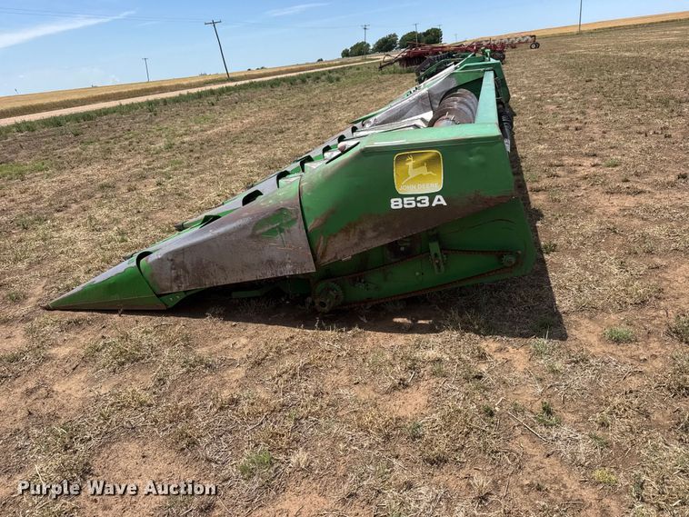 image for item NA9330 John Deere 835A all-crop head