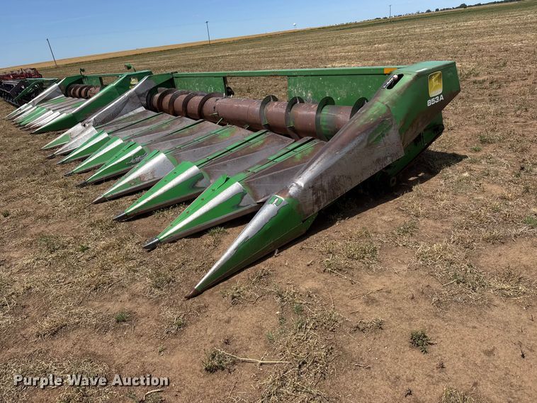 image for item NA9330 John Deere 835A all-crop head
