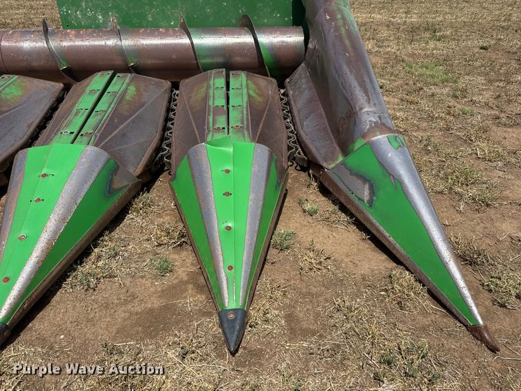image for item NA9330 John Deere 835A all-crop head