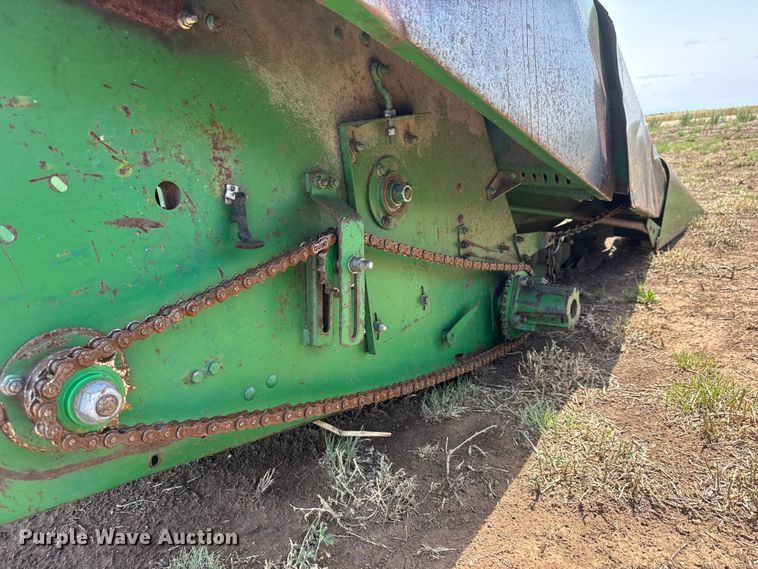 image for item NA9330 John Deere 835A all-crop head