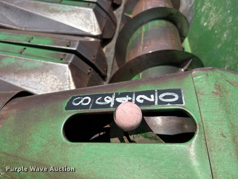 image for item NA9330 John Deere 835A all-crop head