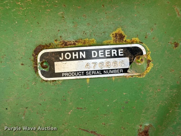 image for item NA9330 John Deere 835A all-crop head
