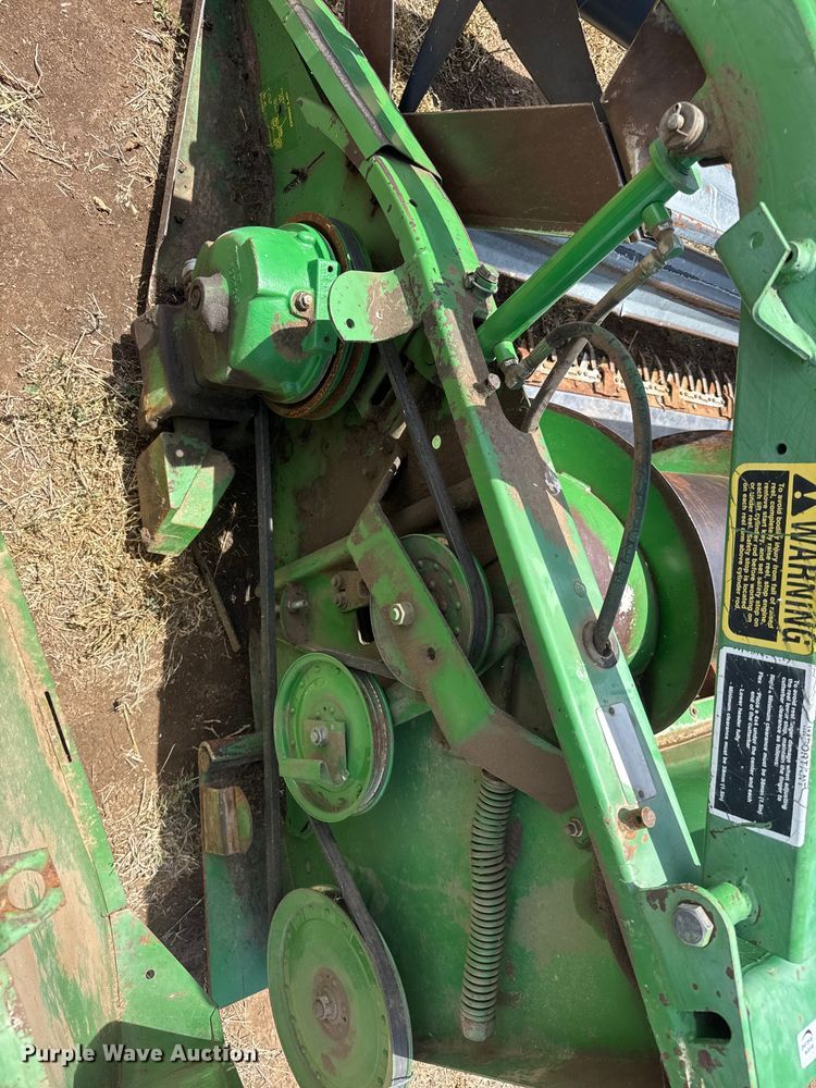 image for item NA9332 John Deere 930 rigid head