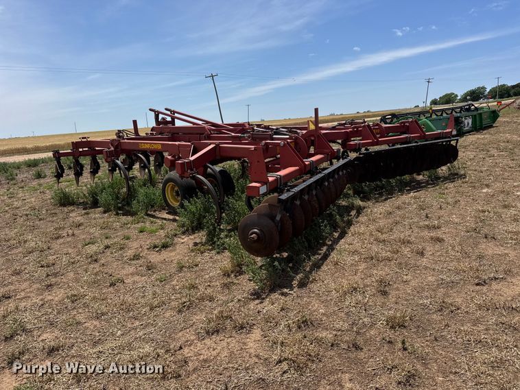 image for item NA9333 Sunflower 4510-15 tandem disk