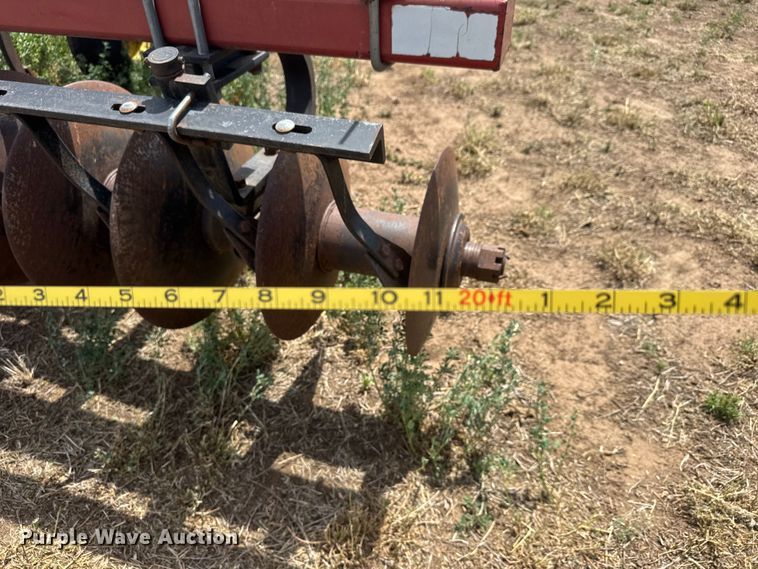 image for item NA9333 Sunflower 4510-15 tandem disk