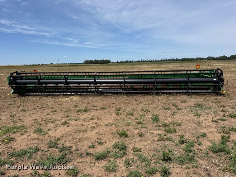 image for item NA9334 John Deere 635F HydraFlex flex head