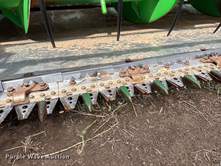 image for item NA9334 John Deere 635F HydraFlex flex head