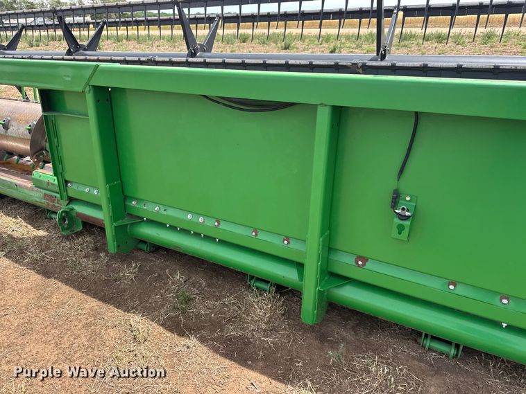 image for item NA9334 John Deere 635F HydraFlex flex head