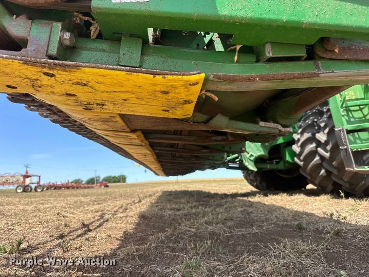 image for item NA9334 John Deere 635F HydraFlex flex head