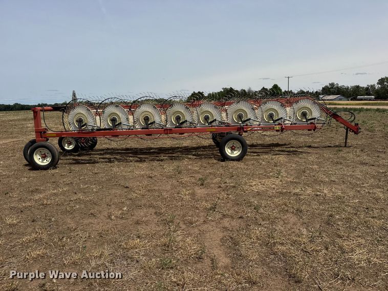 image for item NA9335 H&S BF14HC hay rake