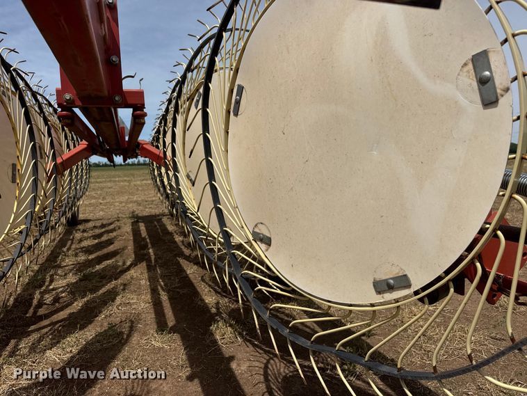 image for item NA9335 H&S BF14HC hay rake