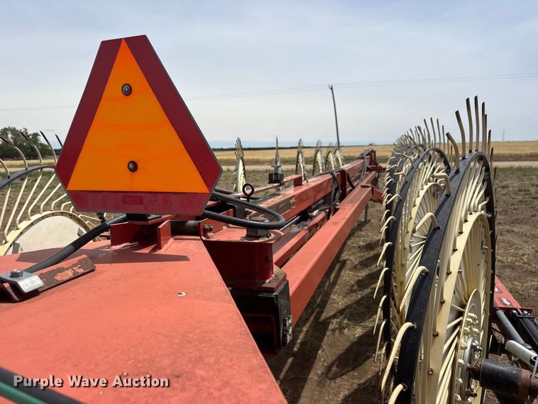 image for item NA9335 H&S BF14HC hay rake