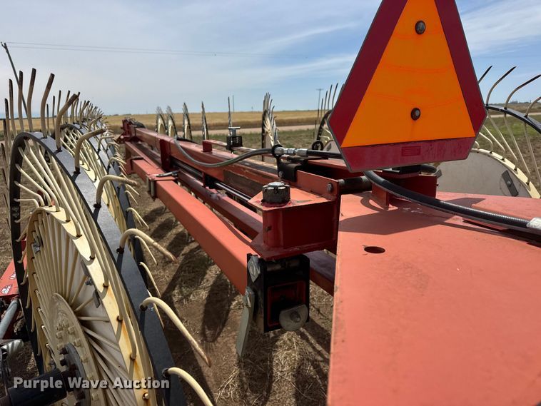 image for item NA9335 H&S BF14HC hay rake