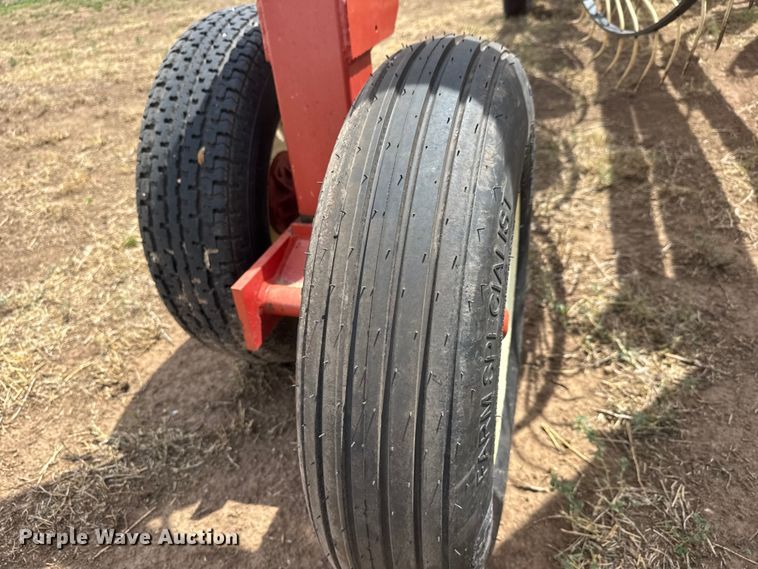 image for item NA9335 H&S BF14HC hay rake