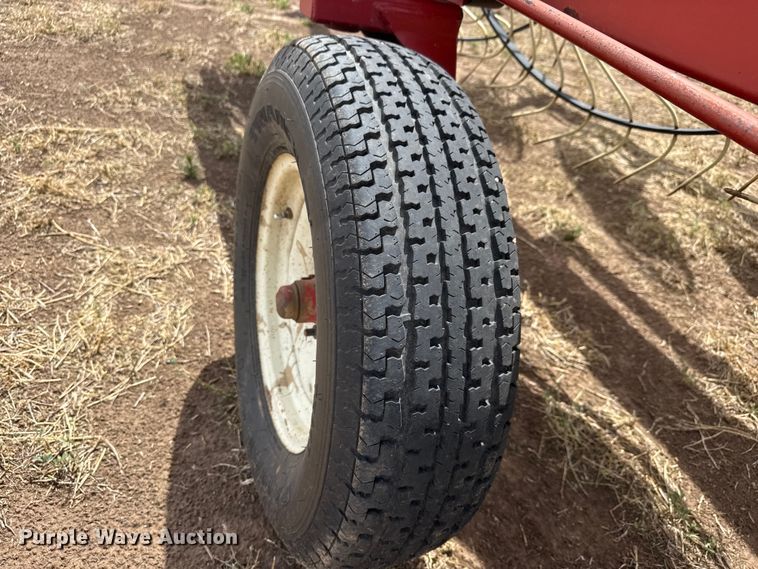 image for item NA9335 H&S BF14HC hay rake
